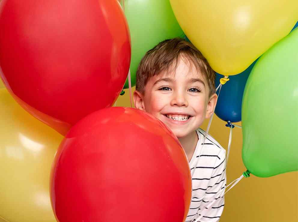 https://diaperstowings.com/wp-content/uploads/2022/07/image_02_single_service.jpg